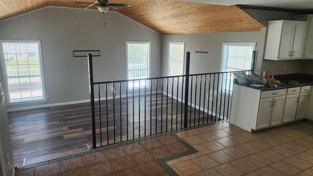 1010 22nd Street, San Leon, TX 77539