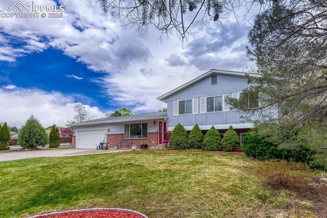 3875 Bunk House Drive, Colorado Springs, CO 80917