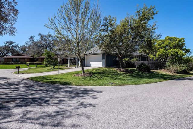 2334 BURNLEY COURT, Dunedin, FL 34698