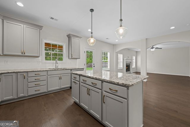4315 Cornwall Drive, Forsyth, GA 31029
