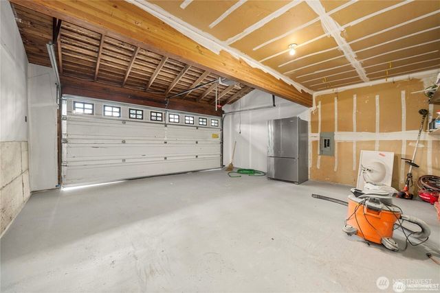 5033 37th Street NE, Tacoma, WA 98422
