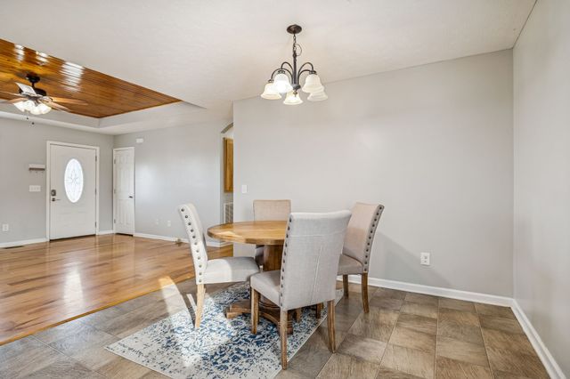 136 Thacker Dr, Portland, TN 37148