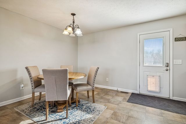 136 Thacker Dr, Portland, TN 37148