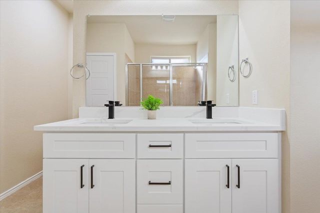 1024 Chad LOOP, Round Rock, TX 78665