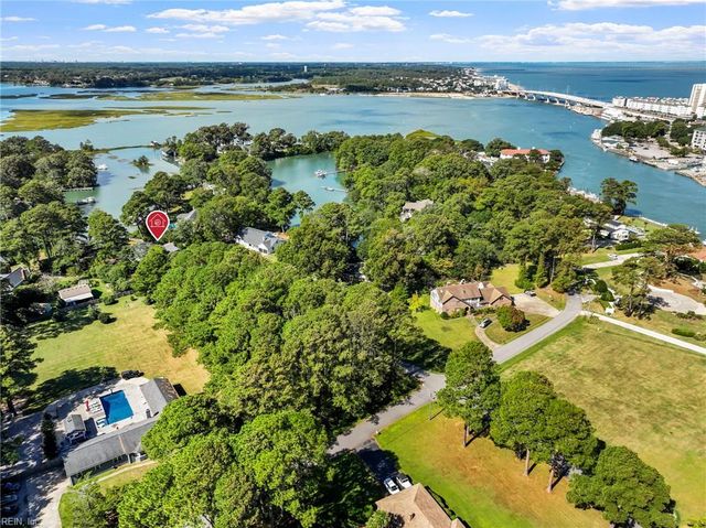 2031 Ridge End RD, Virginia Beach, VA 23454