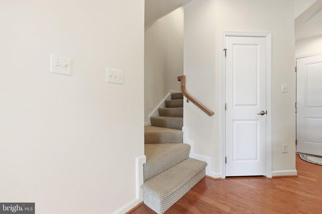 9212 LANDON HOUSE WAY, Frederick, MD 21704