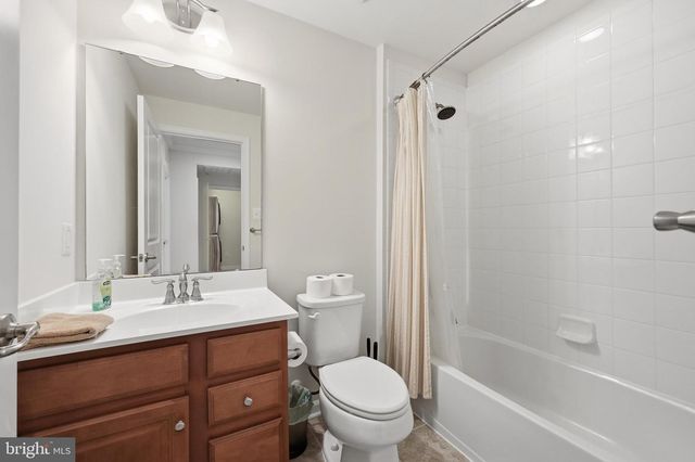 9212 LANDON HOUSE WAY, Frederick, MD 21704