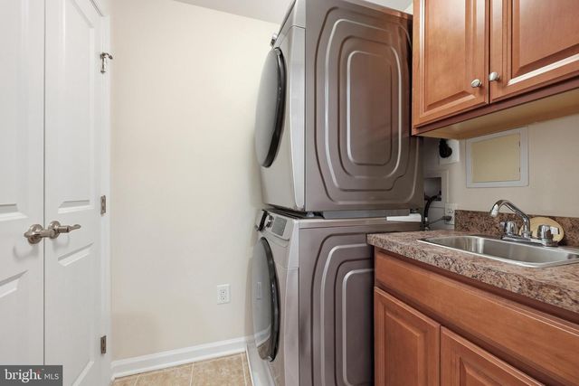 9212 LANDON HOUSE WAY, Frederick, MD 21704