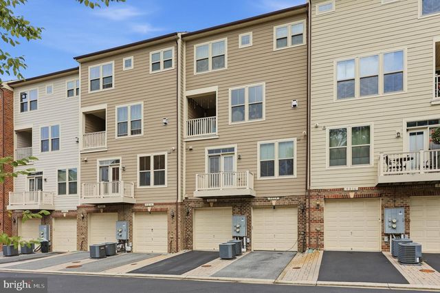 9212 LANDON HOUSE WAY, Frederick, MD 21704