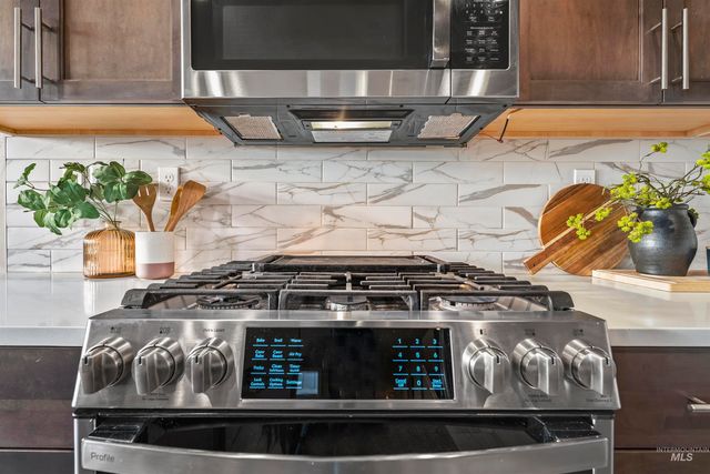 10775 W Royal Fern Court, Star, ID 83669