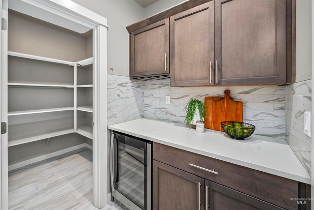 10775 W Royal Fern Court, Star, ID 83669