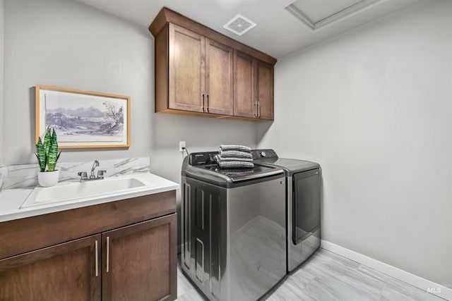 10775 W Royal Fern Court, Star, ID 83669