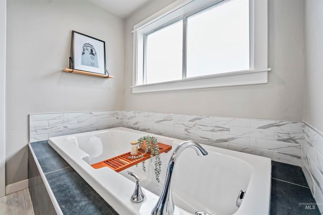 10775 W Royal Fern Court, Star, ID 83669