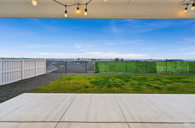 10775 W Royal Fern Court, Star, ID 83669