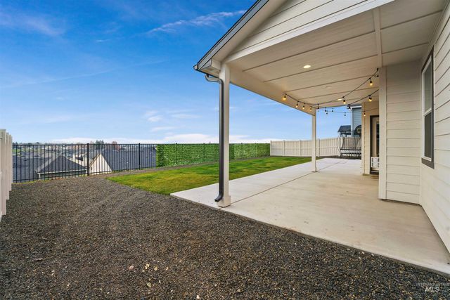 10775 W Royal Fern Court, Star, ID 83669