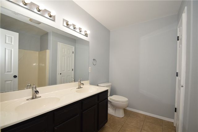 903 SW Sandrock Road, Bentonville, AR 72712