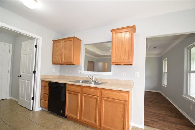 903 SW Sandrock Road, Bentonville, AR 72712