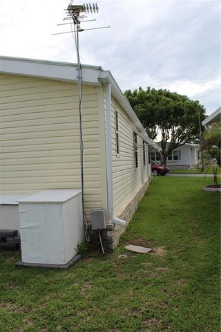 6369 ELMWOOD AVENUE, Lake Wales, FL 33898