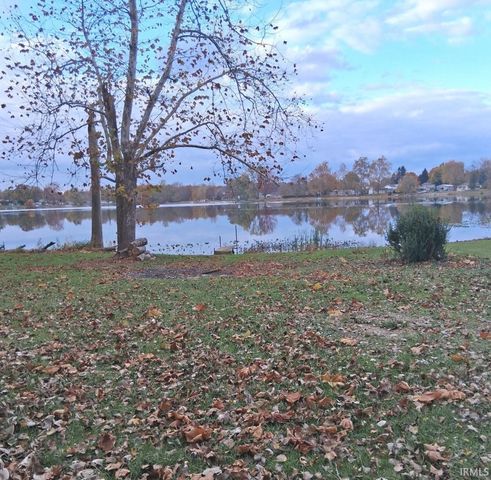 1519 S Lakeshore Drive, Albion, IN 46701