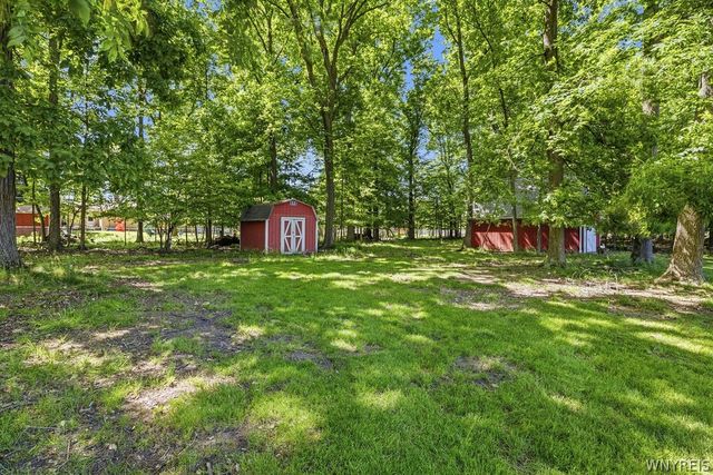 54 Faahs Drive, Orchard Park, NY 14127