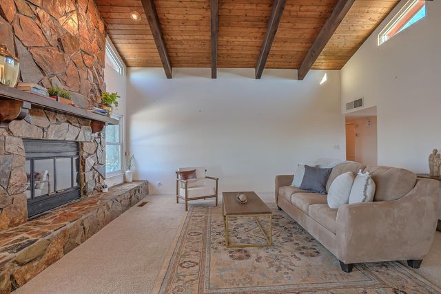 12917 Deer Dancer Trail NE, Albuquerque, NM 87112