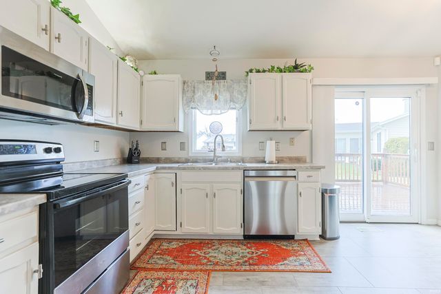 5141 Finch Drive, South Bend, IN 46614