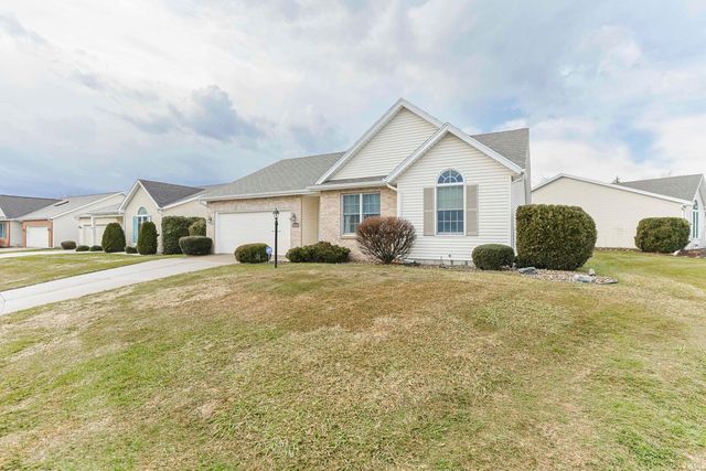 5141 Finch Drive, South Bend, IN 46614