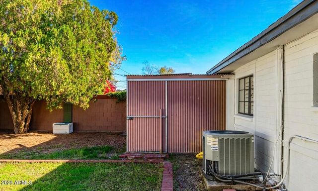 1838 E HAZELWOOD Street, Phoenix, AZ 85016