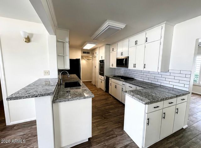 1838 E HAZELWOOD Street, Phoenix, AZ 85016