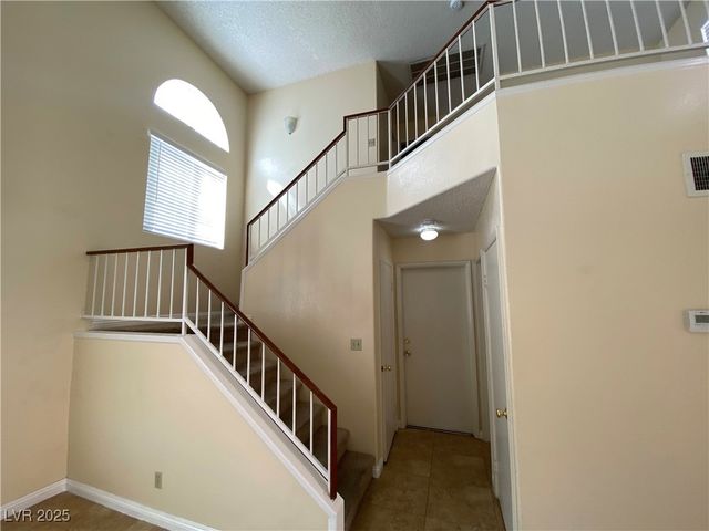 212 Dawn Isle Drive, Las Vegas, NV 89145