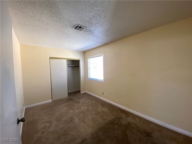 212 Dawn Isle Drive, Las Vegas, NV 89145