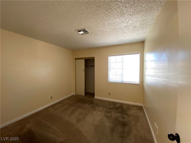 212 Dawn Isle Drive, Las Vegas, NV 89145