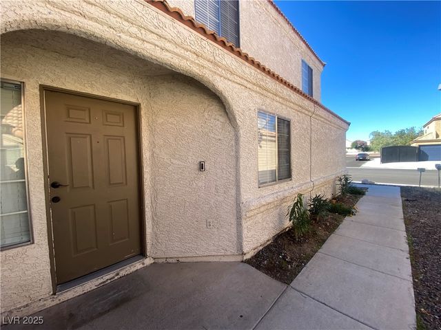 212 Dawn Isle Drive, Las Vegas, NV 89145