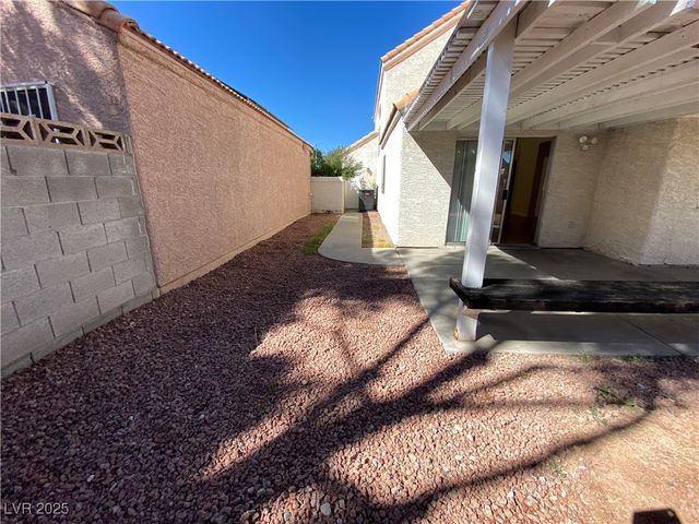 212 Dawn Isle Drive, Las Vegas, NV 89145
