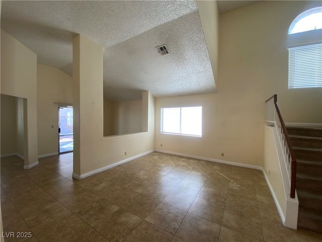 212 Dawn Isle Drive, Las Vegas, NV 89145