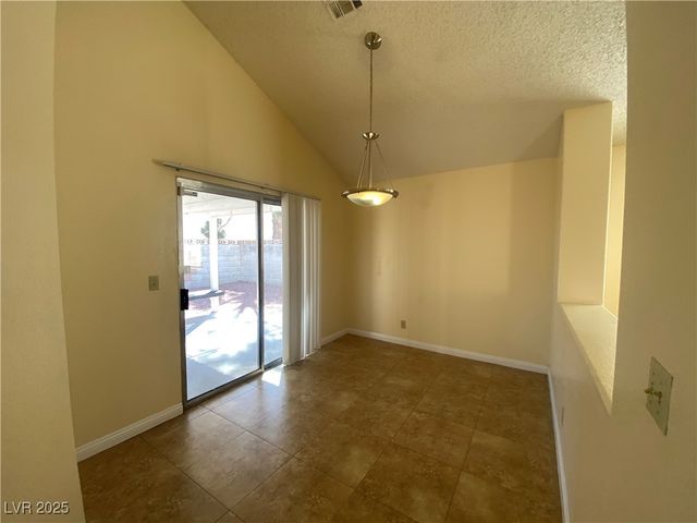 212 Dawn Isle Drive, Las Vegas, NV 89145