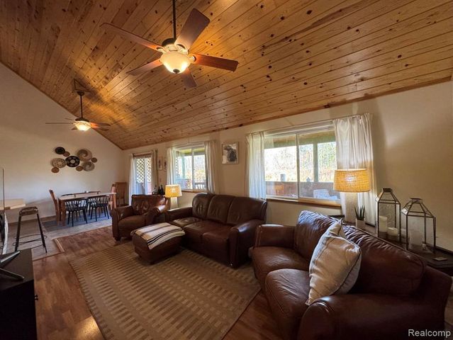 10874 Park Place, Evart, MI 49631