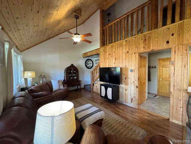 10874 Park Place, Evart, MI 49631