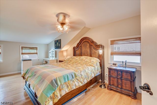 97 Union County Pkwy, Clark Twp., NJ 07066