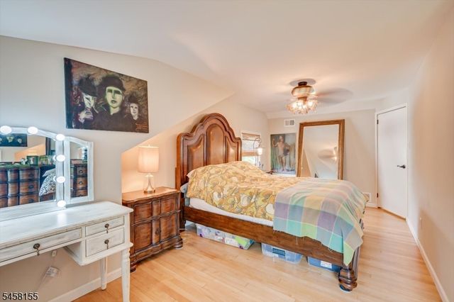 97 Union County Pkwy, Clark Twp., NJ 07066