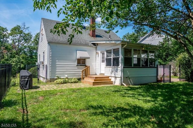 97 Union County Pkwy, Clark Twp., NJ 07066