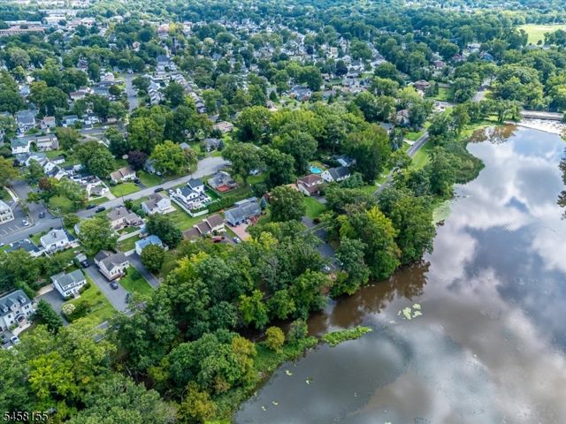97 Union County Pkwy, Clark Twp., NJ 07066