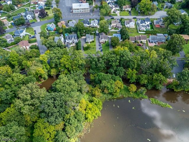 97 Union County Pkwy, Clark Twp., NJ 07066