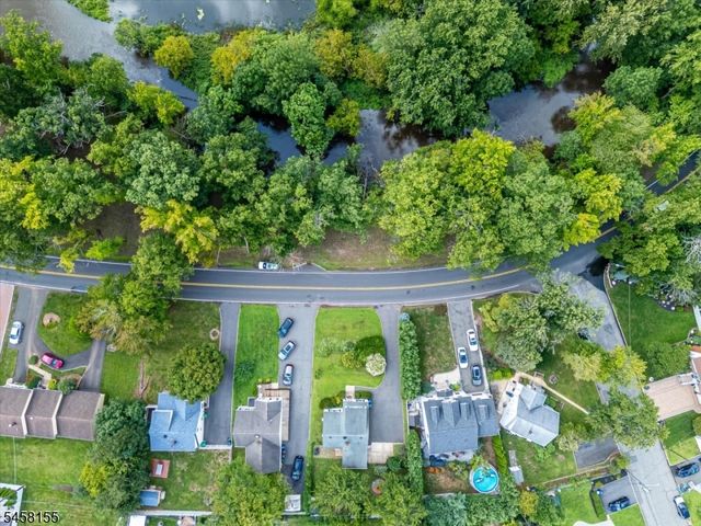 97 Union County Pkwy, Clark Twp., NJ 07066
