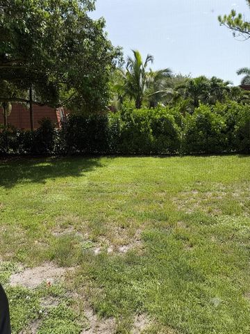 3680 ARELIA Drive S, Delray Beach, FL 33445