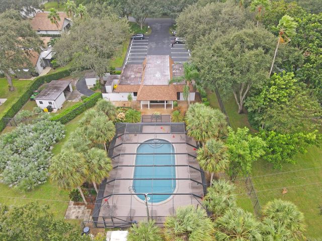 3680 ARELIA Drive S, Delray Beach, FL 33445