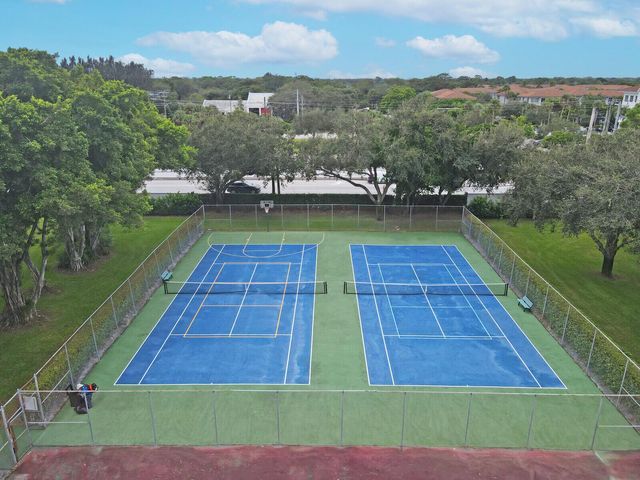 3680 ARELIA Drive S, Delray Beach, FL 33445