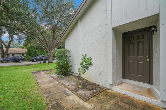 3680 ARELIA Drive S, Delray Beach, FL 33445