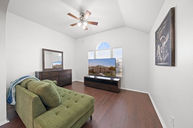 9421 Stonewood Drive, Mckinney, TX 75072