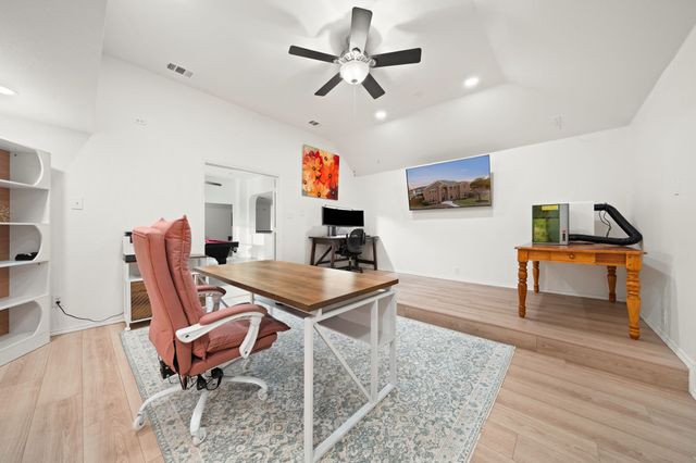 9421 Stonewood Drive, Mckinney, TX 75072